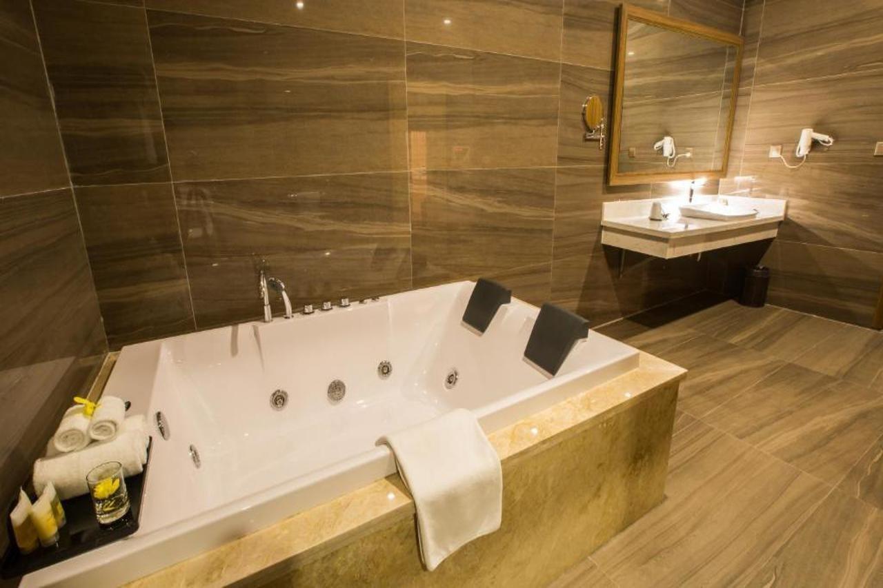 Muong Thanh Luxury Phu Tho Viet Tri Exterior foto